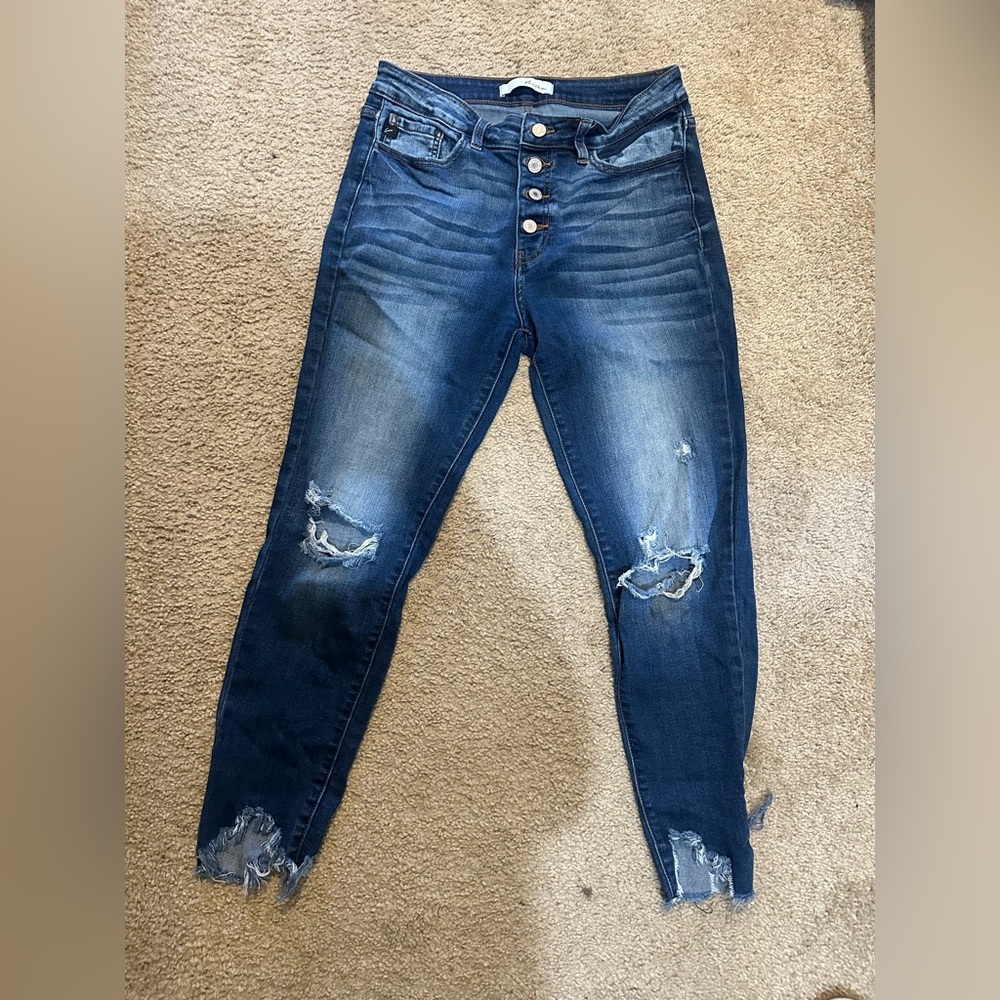 Kancan jeans.  Size 11/29.  Great condition
